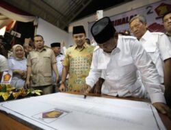 Prabowo Resmikan Kantor DPD Gerindra di Banten