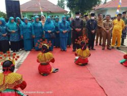 Lantik 2 Rio Terpilih di Kecamatan Bathin II Pelayang, Bupati Bungo Minta Rio Bijak Mengelola Anggaran.