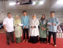 SMAN 1 Lubuk Basung Adakan Acara Maulid Nabi Muhammad S.A.W Dan Berbagi Hadiah Terhadap Anak Yang Berprestasi