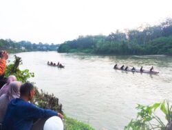 Meriahkan Idul Adha, Karang Taruna Dusun Sungai Gambir Gelar Lomba Pacu Perahu