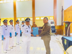 Masa Jabatan Diperpanjang 2 Tahun, Hasan Rio Dusun Tanjung Resmi Terima SK Dari Bupati Bungo