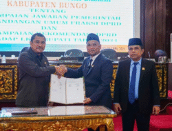 DPRD Bungo Gelar Rapat Paripurna Jawaban Pemerintah Atas Pandangan Fraksi Terhadap LKPJ Bupati Tahun 2024