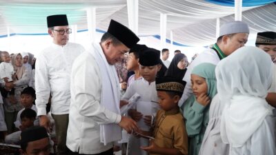 Berbagi Kebahagiaan, Pemprov Jambi Santuni 2.100 Anak Yatim Piatu