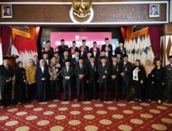 Lantik Direksi Baru Bank Jambi, Gubernur Al Haris Tekankan Profesionalisme dan Inovasi