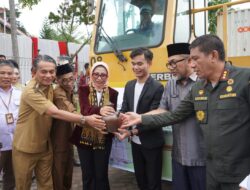 Sekda Sudirman Lepas Ekspor Pinang 36 Ton ke Bangladesh Senilai Rp. 1,3 Miliar Bentuk Sinergi Pemerintah, Swasta dan Petani untuk Peningkatan Ekspor Jambi