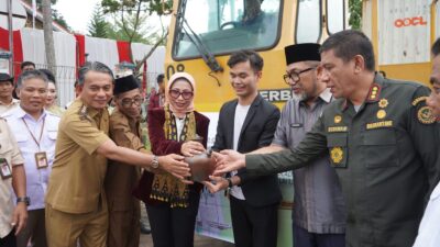 Sekda Sudirman Lepas Ekspor Pinang 36 Ton ke Bangladesh Senilai Rp. 1,3 Miliar Bentuk Sinergi Pemerintah, Swasta dan Petani untuk Peningkatan Ekspor Jambi