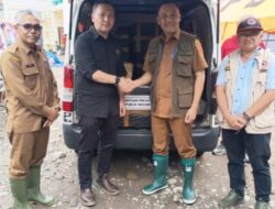 Deputi Infrastruktur Dasar Kemenko Infraswil Tinjau Dua Titik Lokasi Bencana di Agam.