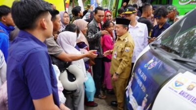 Gubernur Al Haris Lepas 198 Mudik Gratis untuk Warga Jambi dan Mahasiswa di Perantauan