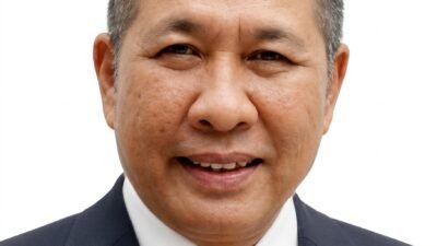 MBG JAMBI: DARI PIRING ANAK MENUJU PENGUATAN EKONOMI DESA Oleh: Ir. Syahrasaddin, M.Si. Tenaga Ahli Gubernur Jambi