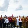 Resmi Mengudara di Muara Bungo, Bupati Dedy Putra  Dampingi Gubernur Al Haris Sambut Pendaratan dan Penerbangan Perdana Pesawat Batik Air