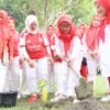 Semarak HUT ke-81 RI, DWP Provinsi Jambi Gelar Senam Bersama dan Gerakan Peduli Lingkungan