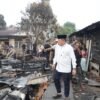 Gubernur Al Haris Tinjau Korban Kebakaran di Kelurahan Cempaka Putih, Pastikan Bantuan Segera Disalurkan