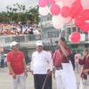 Wagub Sani Lepas Pawai Pembangunan, Bentangkan Semangat Kemerdekaan dari Taman Putri Pinang Masak ke Rumah Dinas Gubernur Jambi