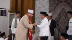 Gubernur Al Haris: Kekuasaan Milik Allah, Perbanyak Shalawat